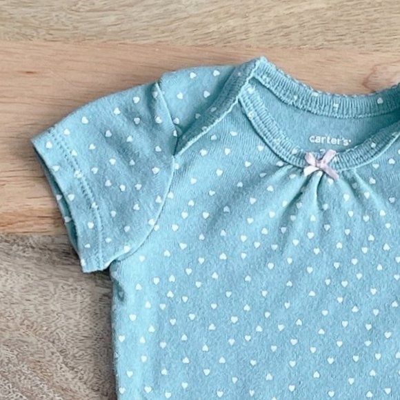 🧸 SALE! (5/$15, 8/$22, 12/$30) Carter’s bodysuit 3m baby girl light green heart - Picture 1 of 5